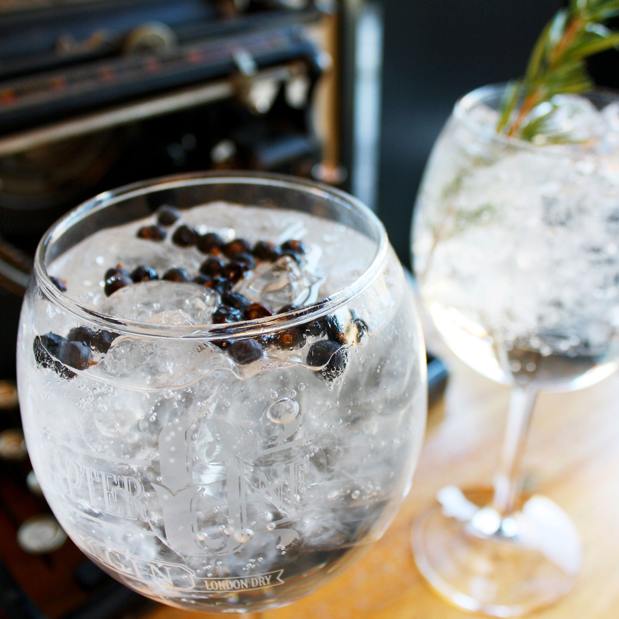 Globe Style Gin & Tonic Glasses